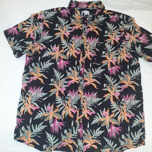 Hurley Men's‎ XXL Short Sleeve Button up Hawaiian Shirt Floral